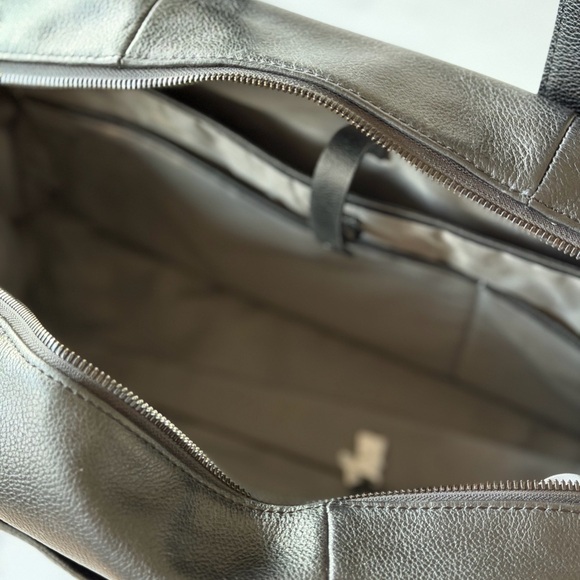 Away Black Leather The Everywhere Bag - Picture 6 of 7